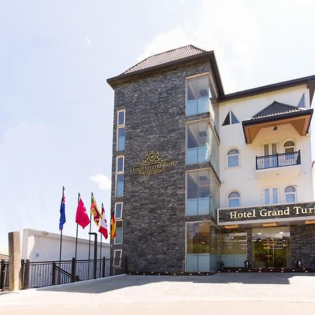 Hotel Grand Turf By Gsp 努沃勒埃利耶 外观 照片